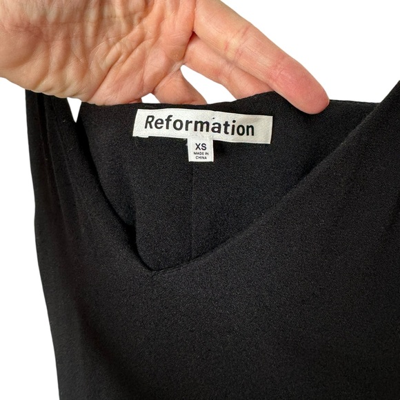 Reformation | The Marlowe Mini Slip Dress in Black XS - Picture 2 of 8